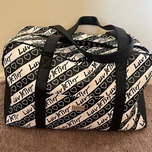 COPY - Betsy's Johnson Weekender